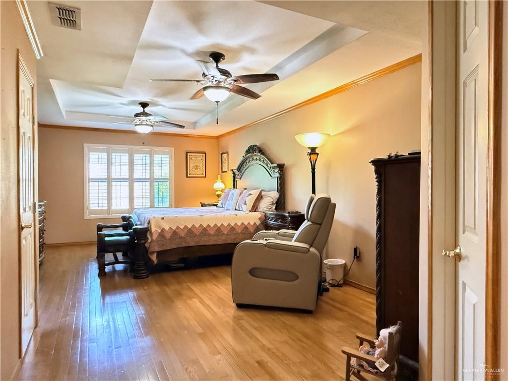Photo 8 of 2320 Palm Circle