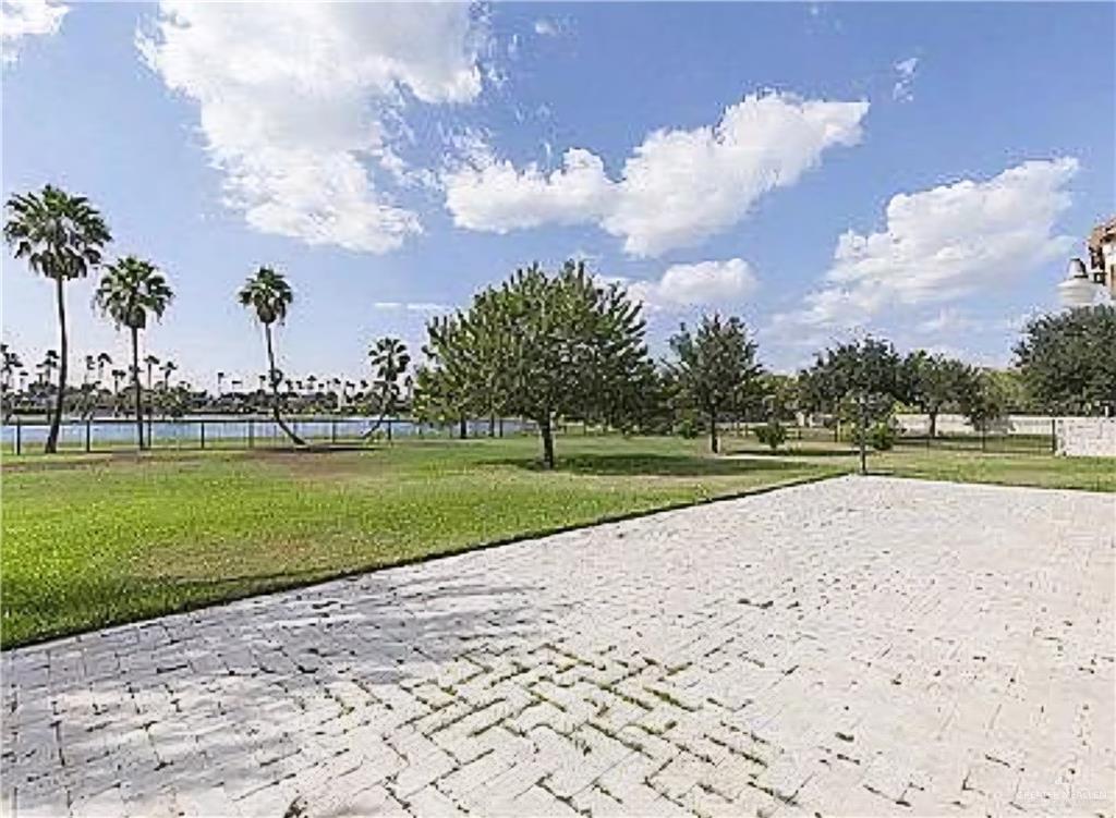 Photo 2 of 2602 Santa Esperanza Street