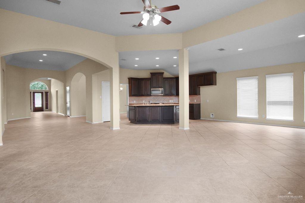 Photo 11 of 3305 Plantation Grove Boulevard