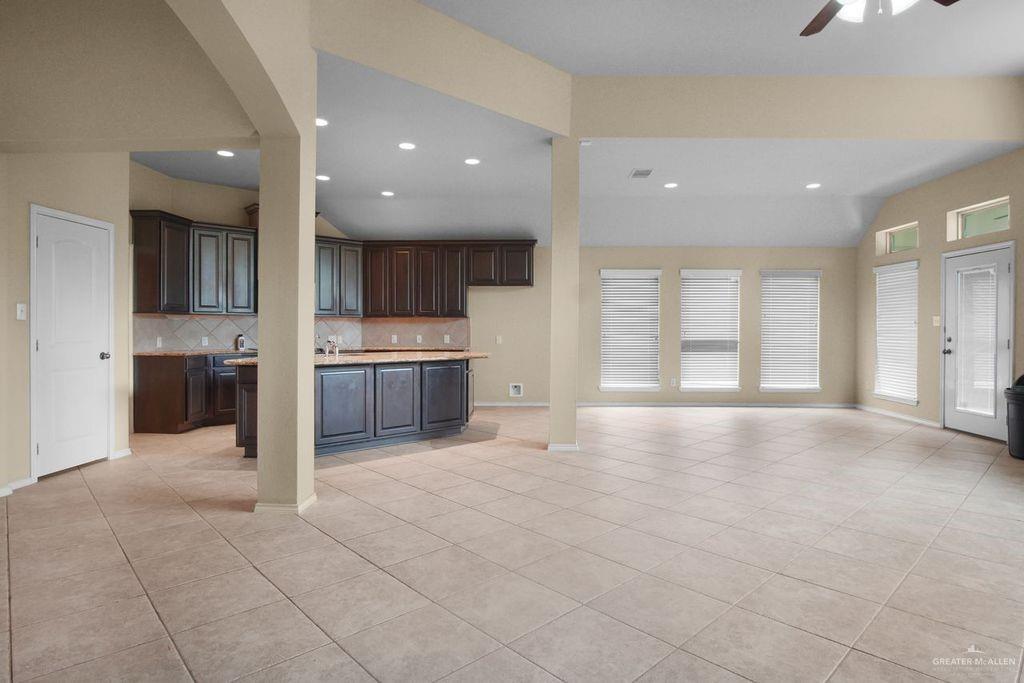 Photo 13 of 3305 Plantation Grove Boulevard