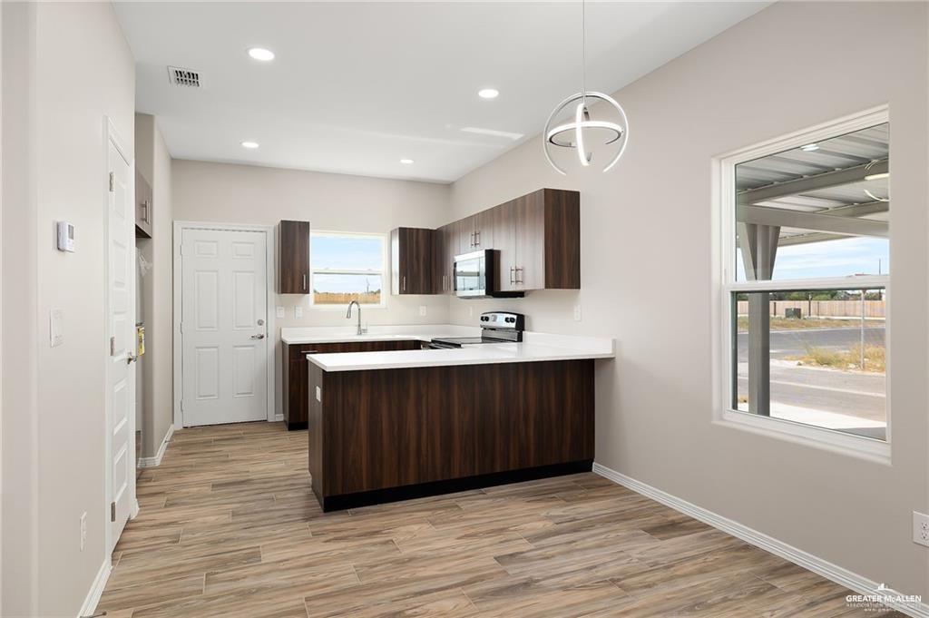 Photo 6 of 4220 Walnut Street #4