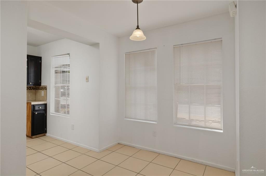Photo 4 of 2808 38th Street