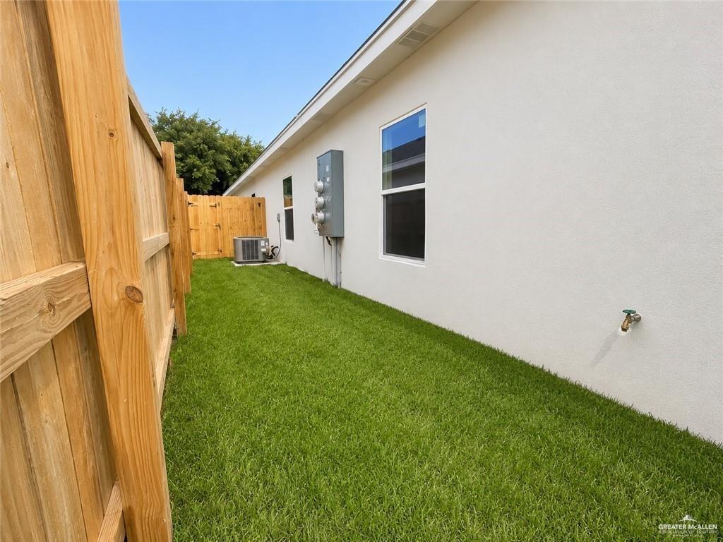 Photo 12 of 38573 Walker Street