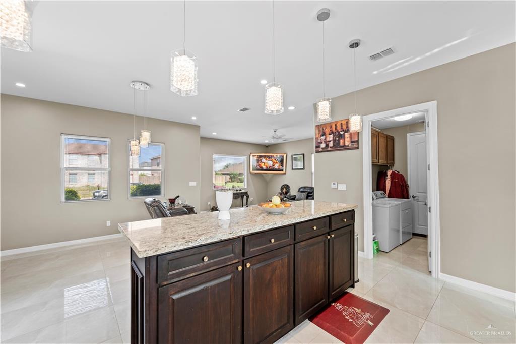 Photo 5 of 3014 Copper Avenue