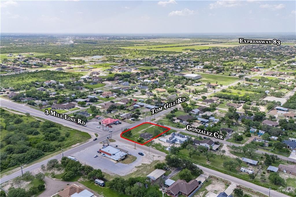 Photo 9 of 1515 G Gonzalez Circle