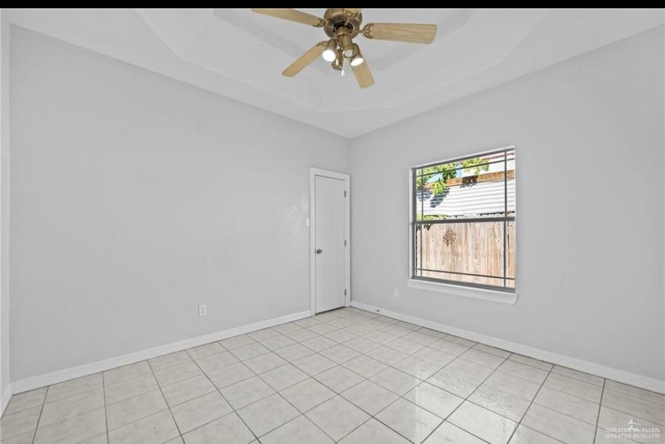 Photo 11 of 1900 Magnolia Street