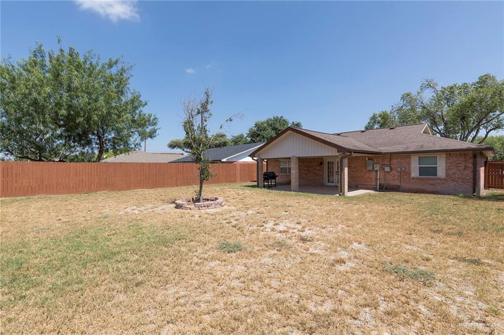 Photo 18 of 1609 Robin Avenue