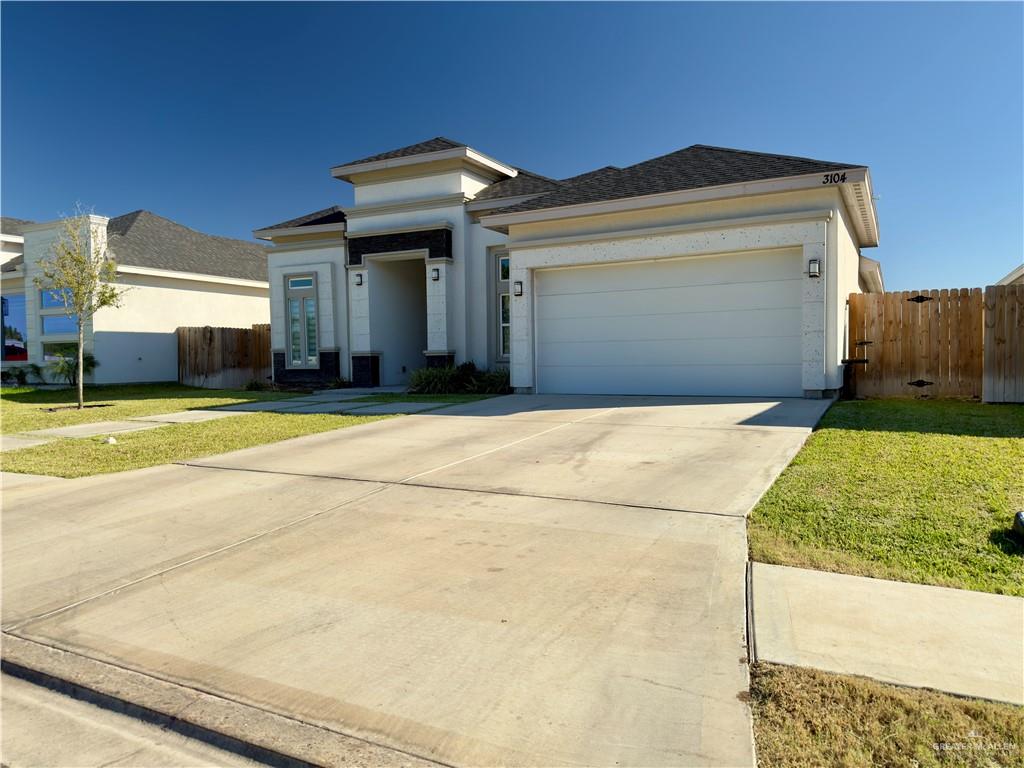 Photo 3 of 3104 Zinnia Avenue