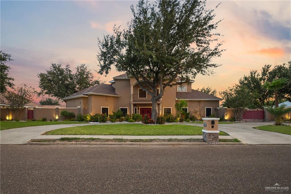 Photo 2 of 1508 Thornwood Drive