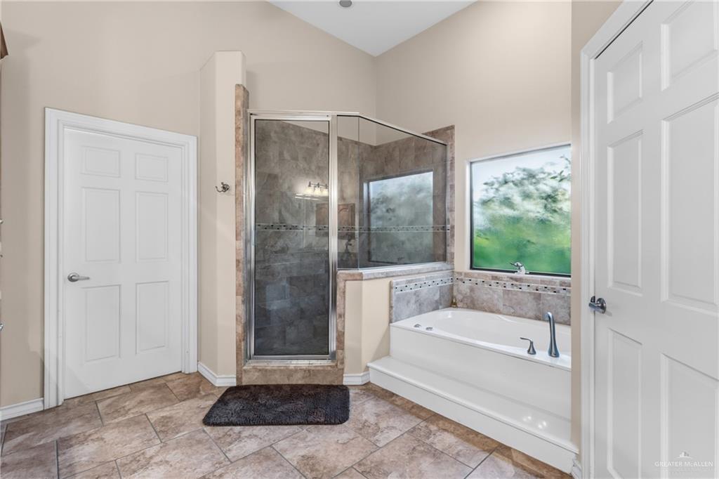 Photo 38 of 1508 Thornwood Drive