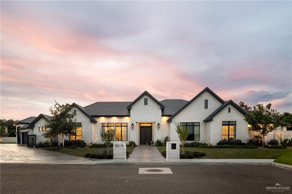Photo 1 of 3019 Rockefeller Lane, Edinburg