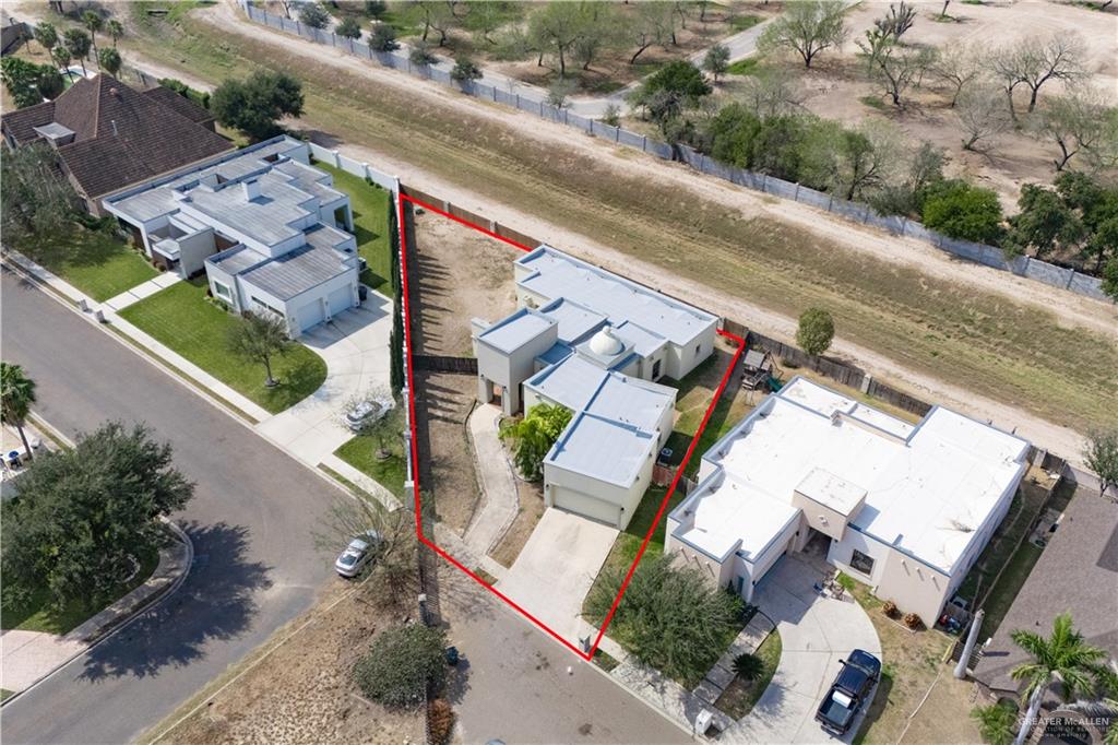 Photo 32 of 1104 Frio Street