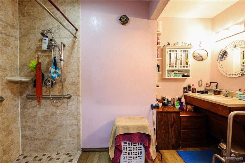 Photo 13 of 5704 24th Street