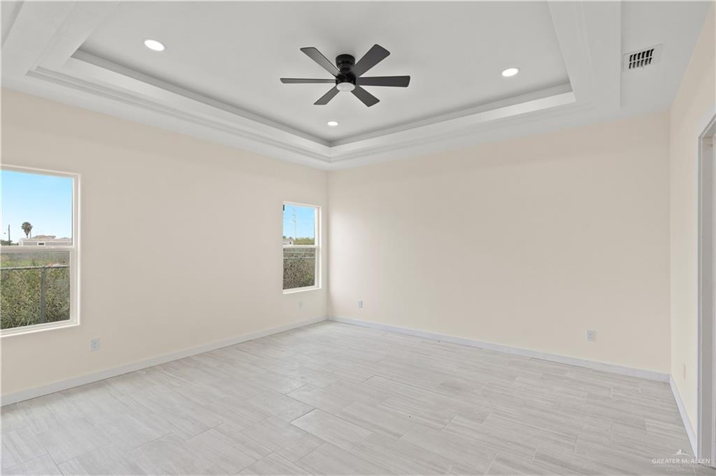 Photo 8 of 302 Barcelona Drive