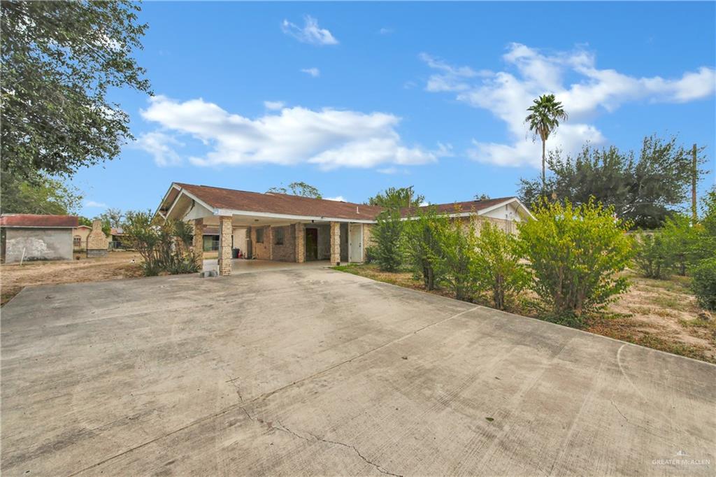 Photo 1 of 18 Bellas Lane, Rio Grande City