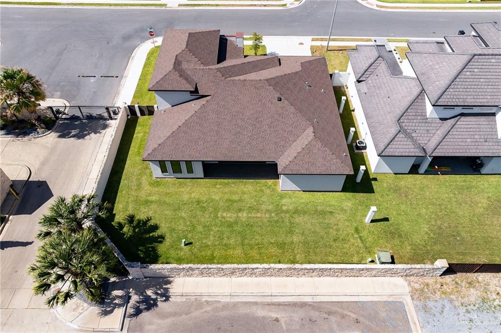 Photo 5 of 3421 Vendome Drive
