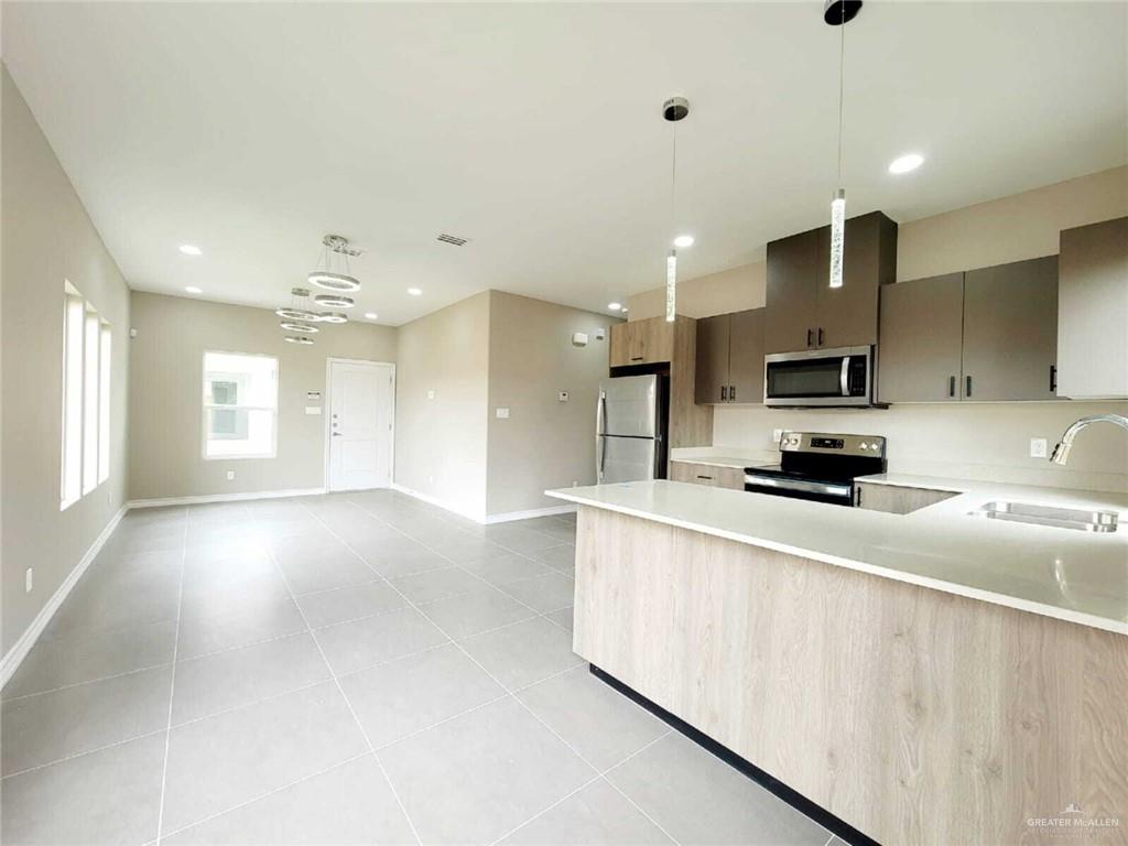 Photo 4 of 5901 Puffin Avenue #1