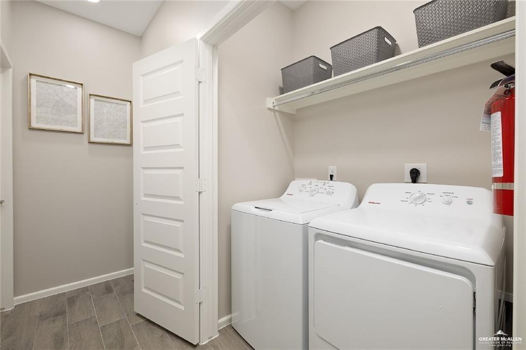 Photo 22 of 2704 Harrison Avenue #1