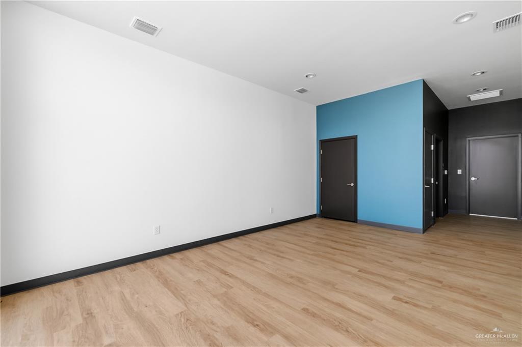 Photo 16 of 1100 Whitewing Avenue #A