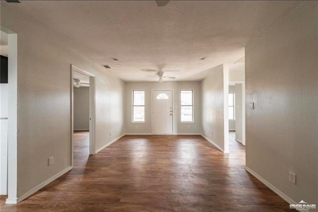 Photo 2 of 707 Gabriella Avenue