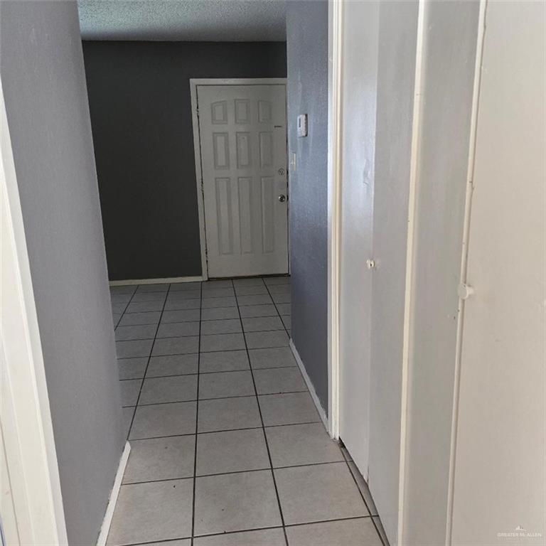 Photo 7 of 303 Palm Drive