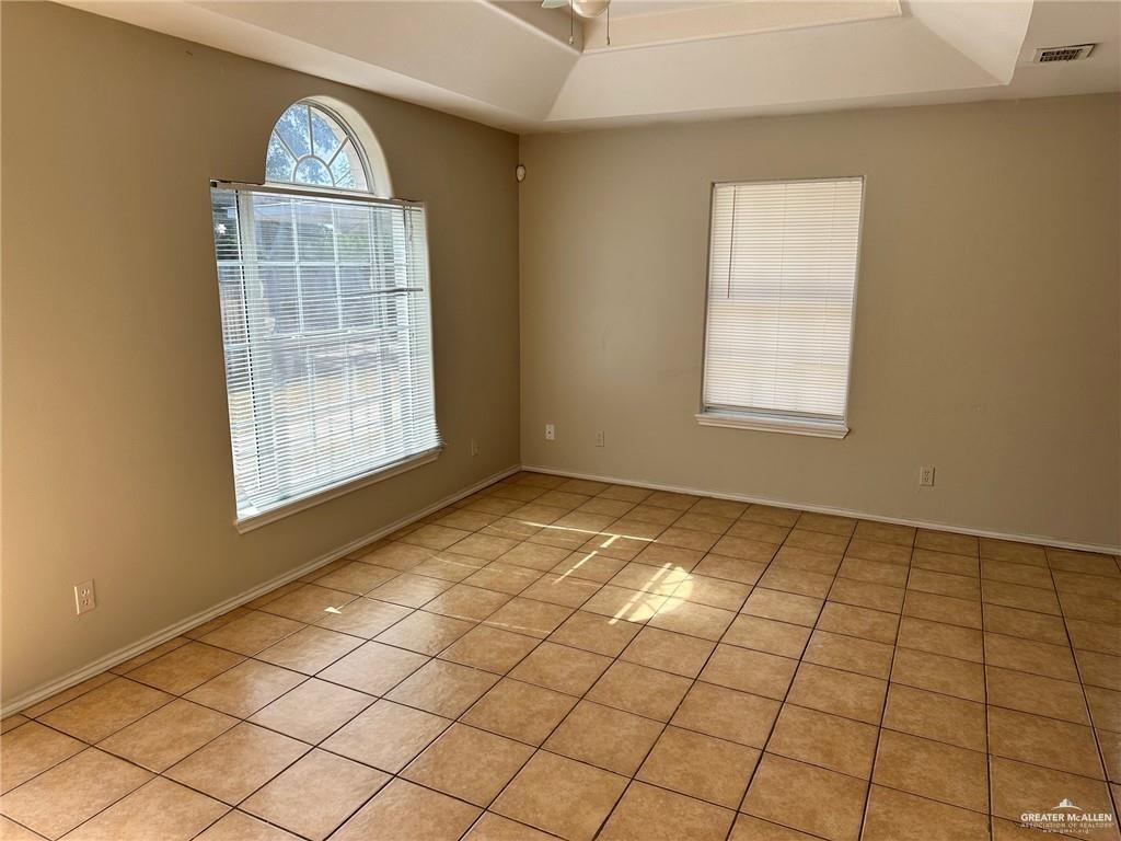 Photo 14 of 613 La Mancha Drive