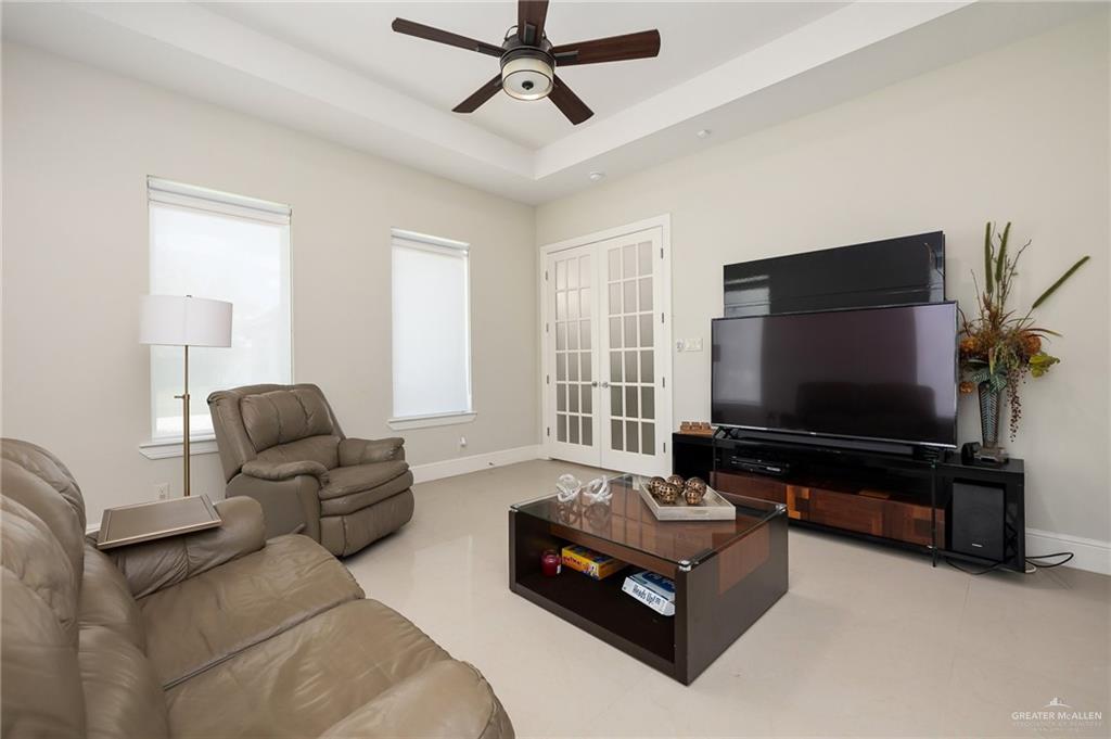 Photo 13 of 3003 Las Colinas Lane