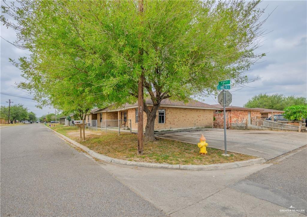 Photo 2 of 208 Camino Real Street