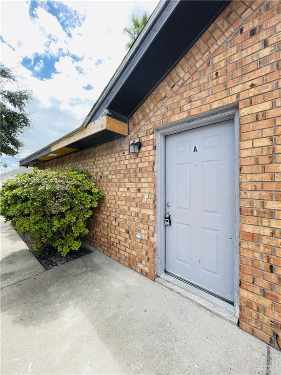 Photo 2 of 2205 Kimberly Lane #A