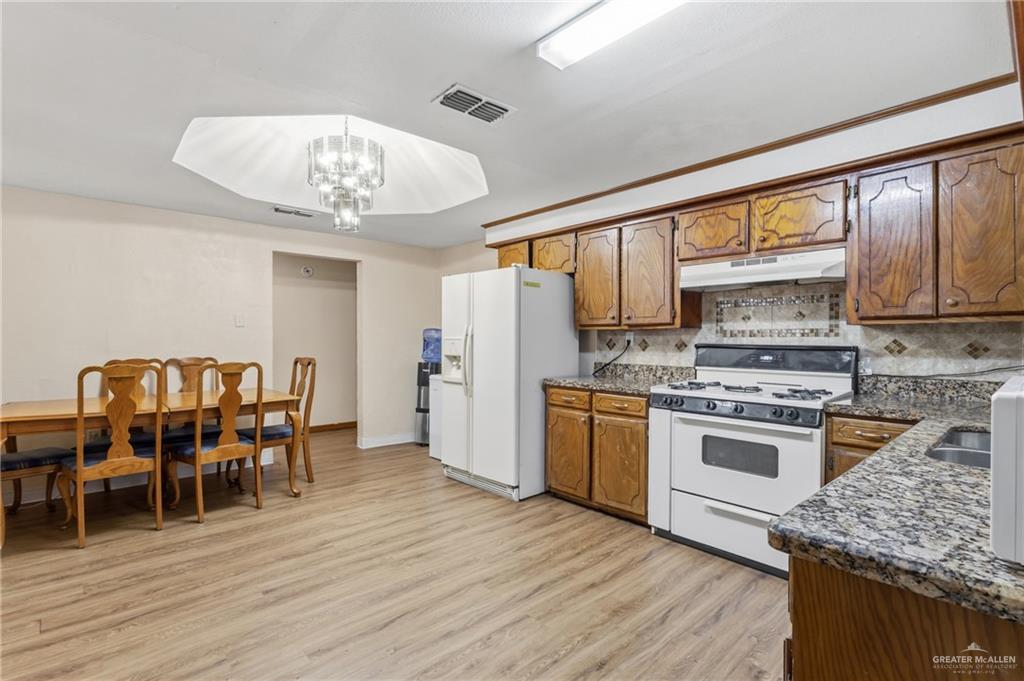 Photo 8 of 3109 Nabors Road