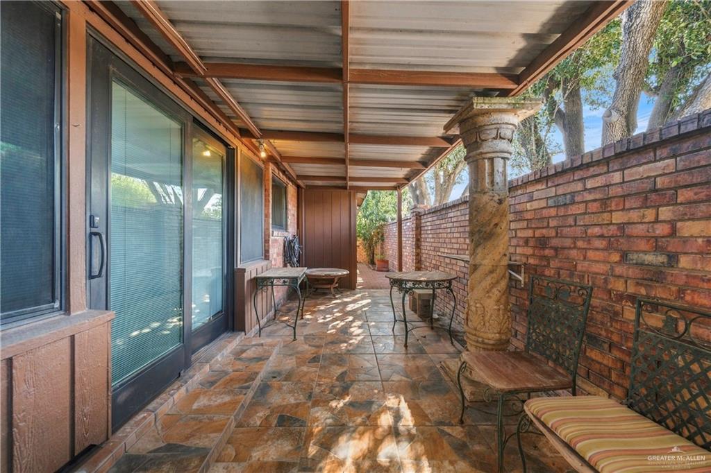 Photo 25 of 3620 Gumwood Avenue #1