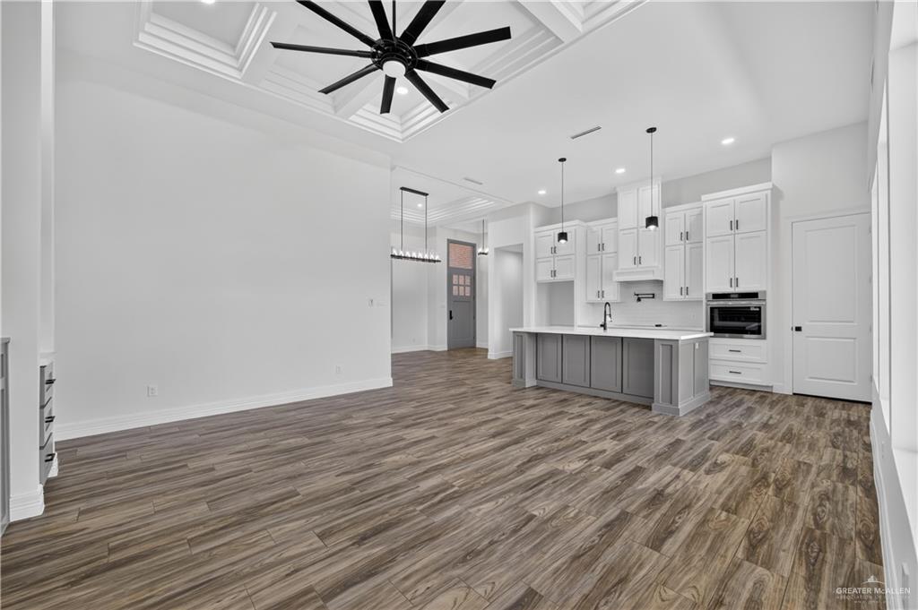 Photo 8 of 520 Demi Street