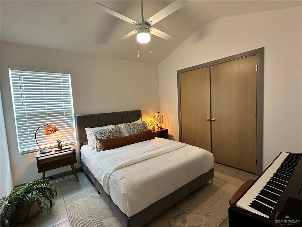 Photo 12 of 1308 Iris Avenue #3