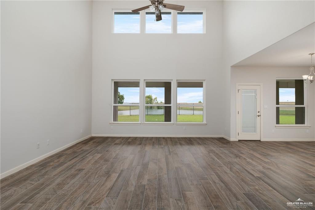 Photo 8 of 4628 Estancia Parkway