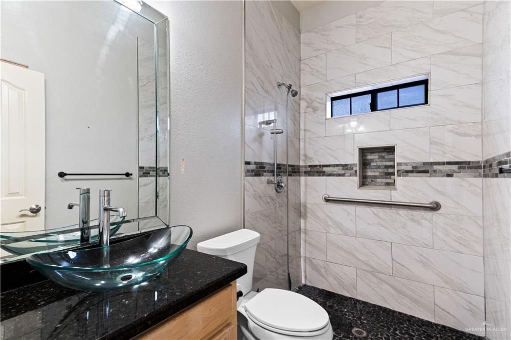 Photo 11 of 2605 28th Street