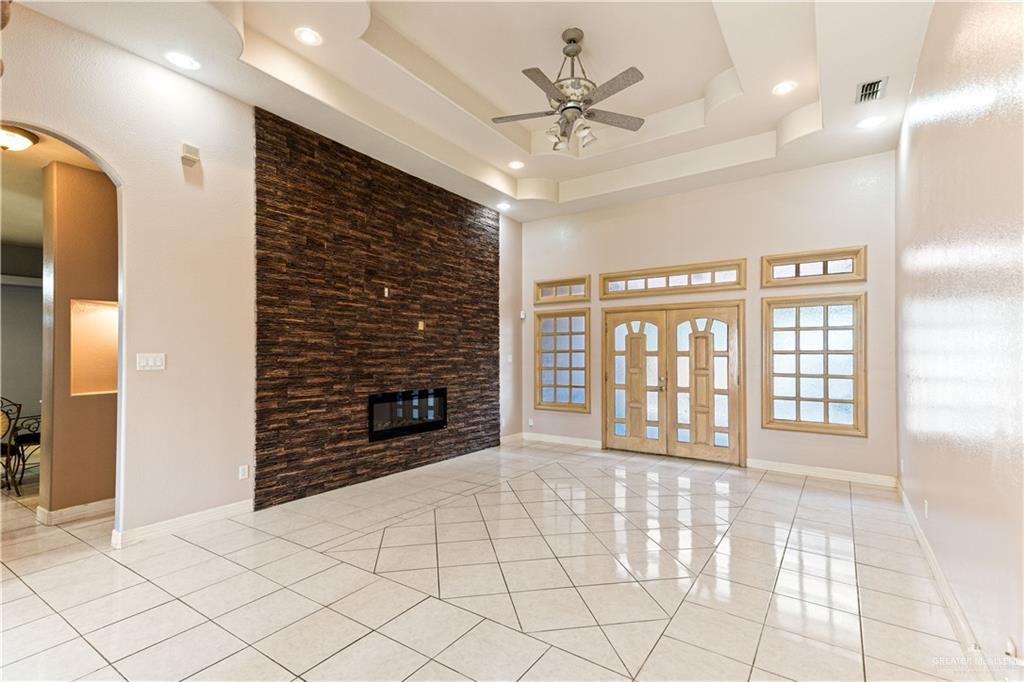 Photo 2 of 2605 28th Street