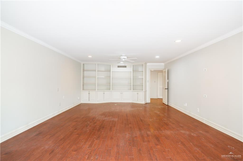 Photo 10 of 1131 6th Street