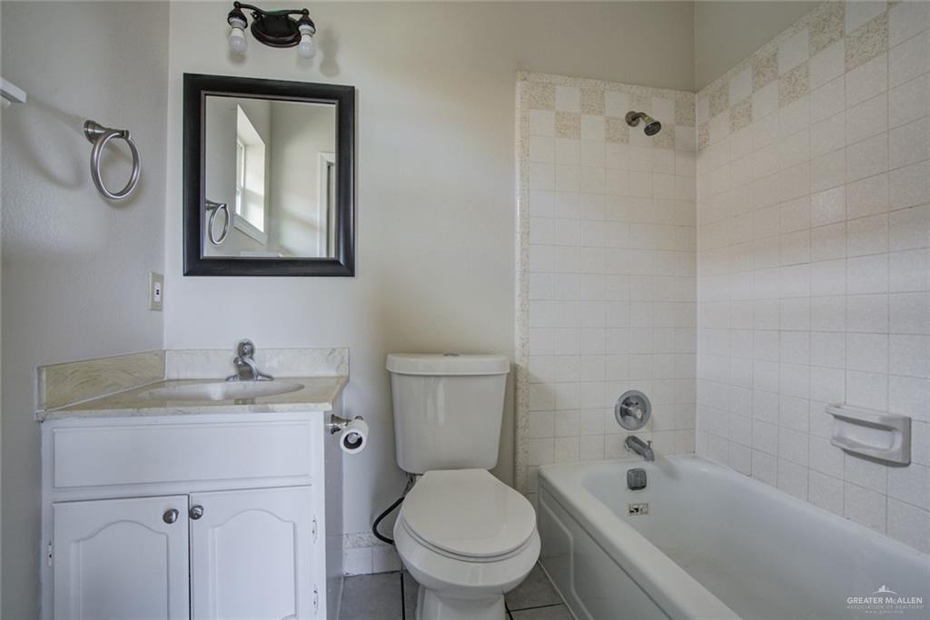 Photo 12 of 2125 Kerria Avenue