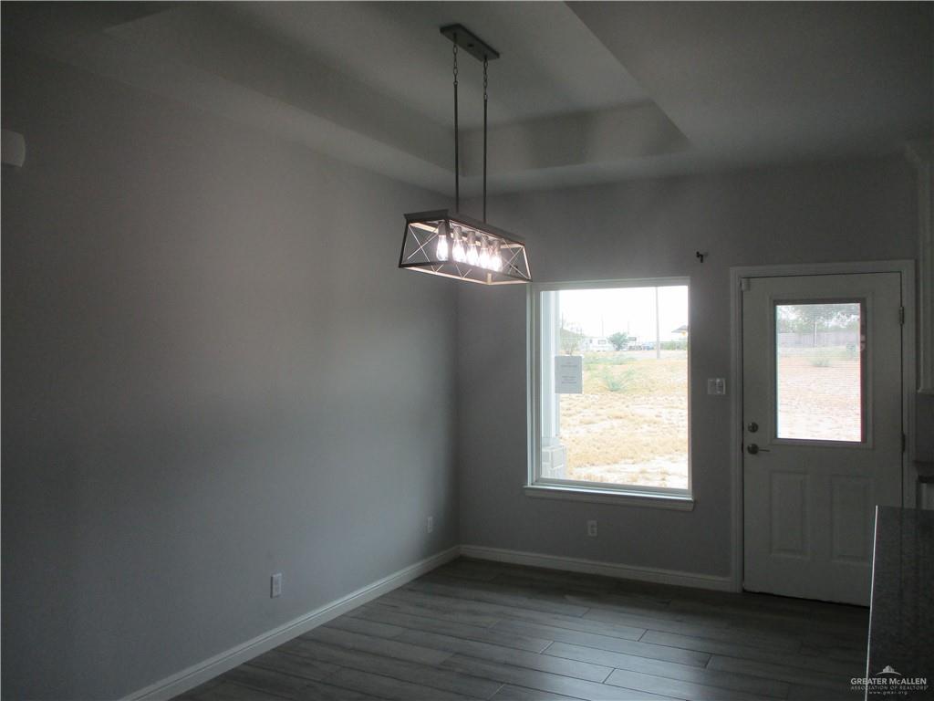 Photo 4 of 800 Falcon Drive