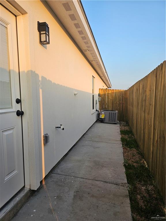 Photo 16 of 1324 Abesam Avenue #3