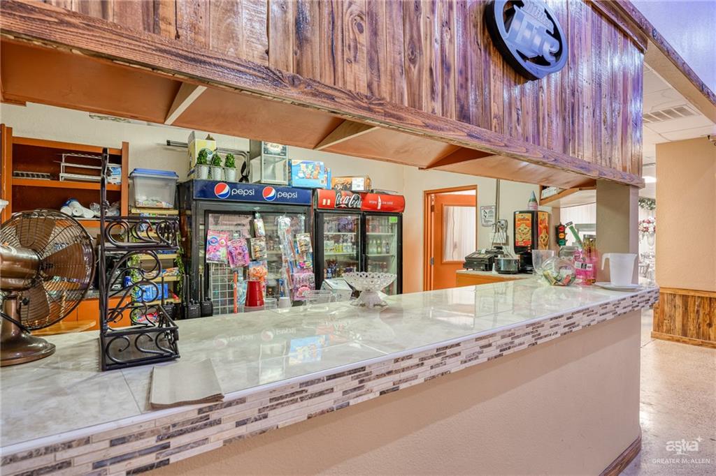 Photo 9 of 910 Veterans Boulevard