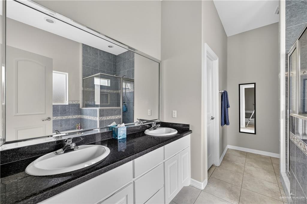 Photo 11 of 2715 Rhett Drive