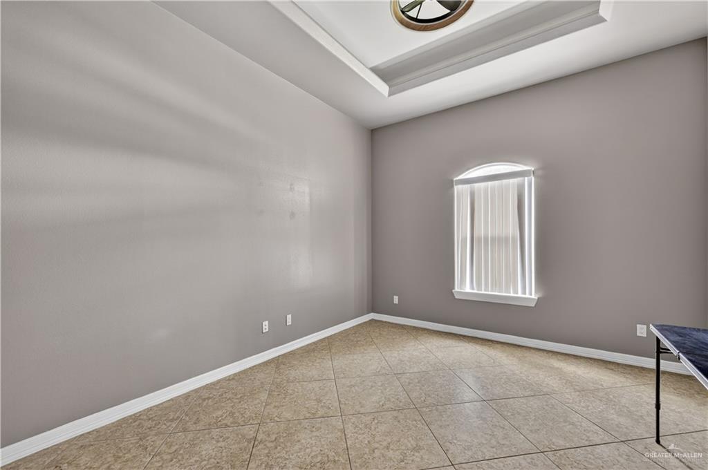 Photo 14 of 2715 Rhett Drive