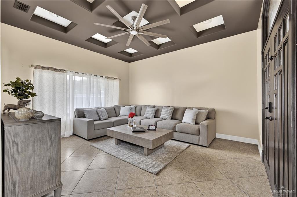 Photo 6 of 2715 Rhett Drive