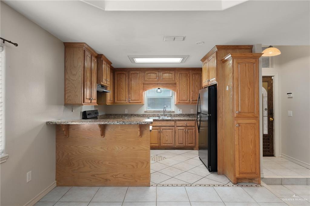 Photo 6 of 192 Laureles Drive