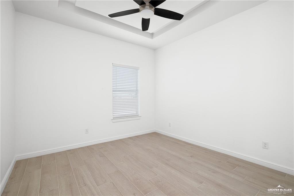 Photo 5 of 901 Yuma Avenue #101