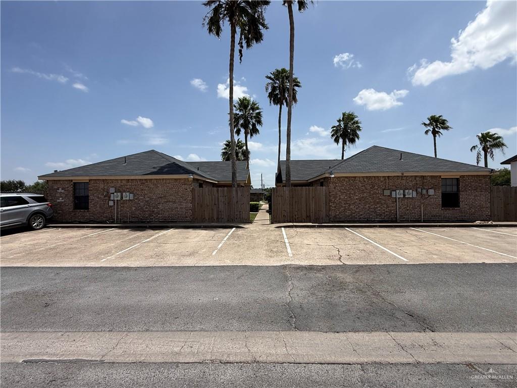 Photo 3 of 623 Washington Street