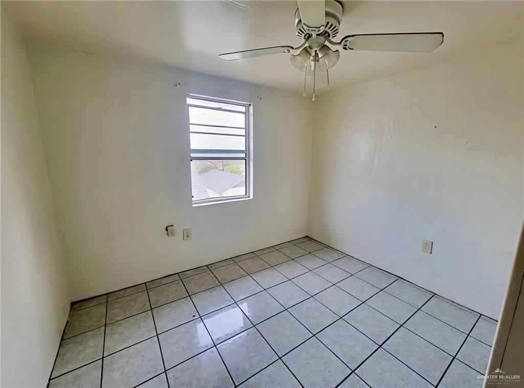Photo 6 of 121 & 123 Bethel Street