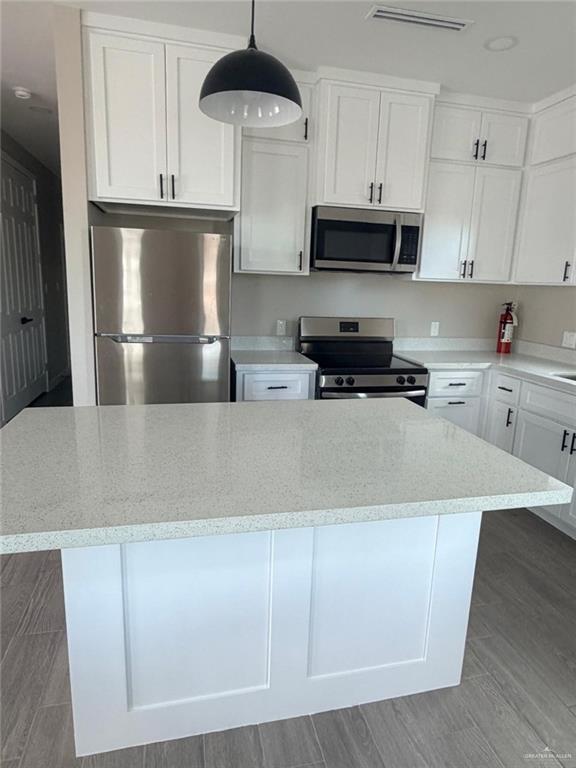 Photo 6 of 701 Emerald Avenue #3