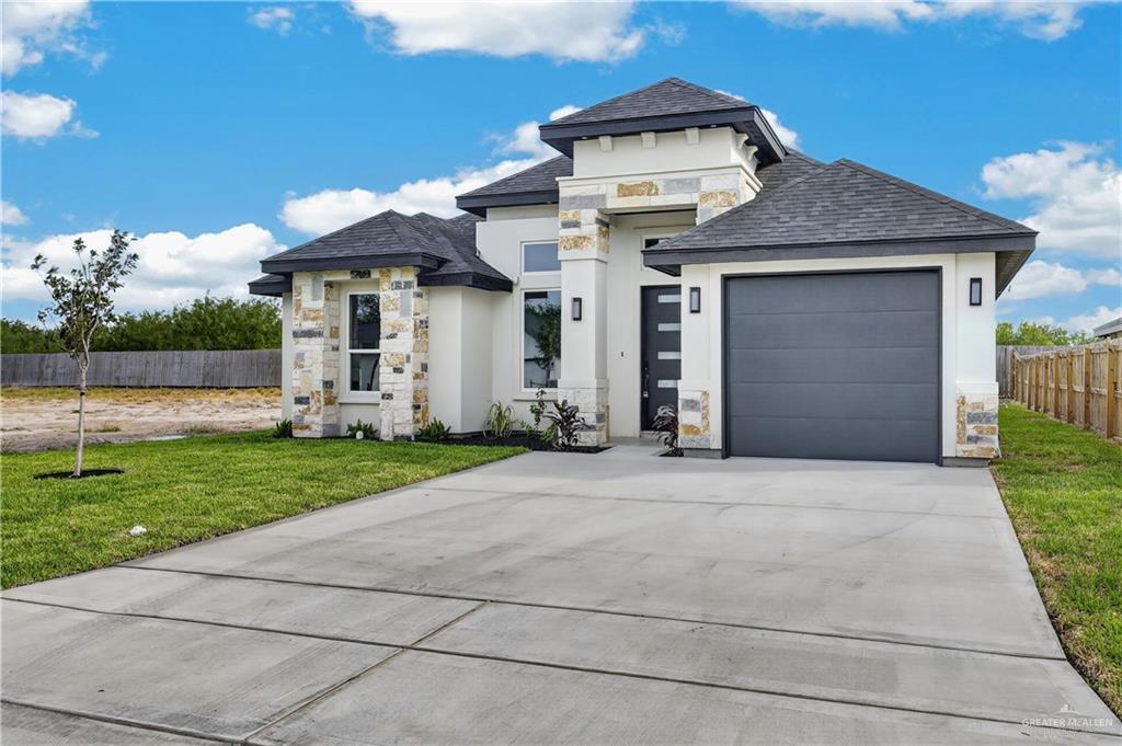 Photo 3 of 3525 Diamondhead Avenue